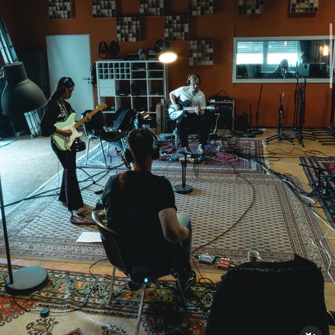 Bloodflowers in the studio